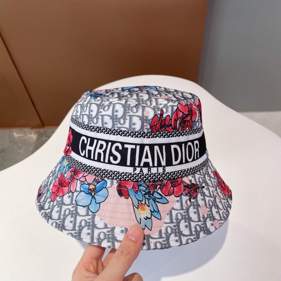 ?✨AUTHENTIC✨?Dior hat